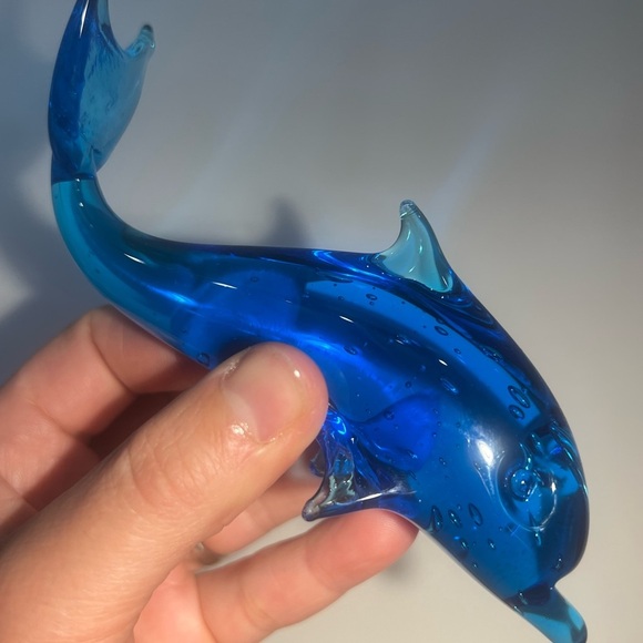 Handcrafted, hand blown glass, blue, dolphin, paperweight, collectible, figurine - Picture 6 of 6